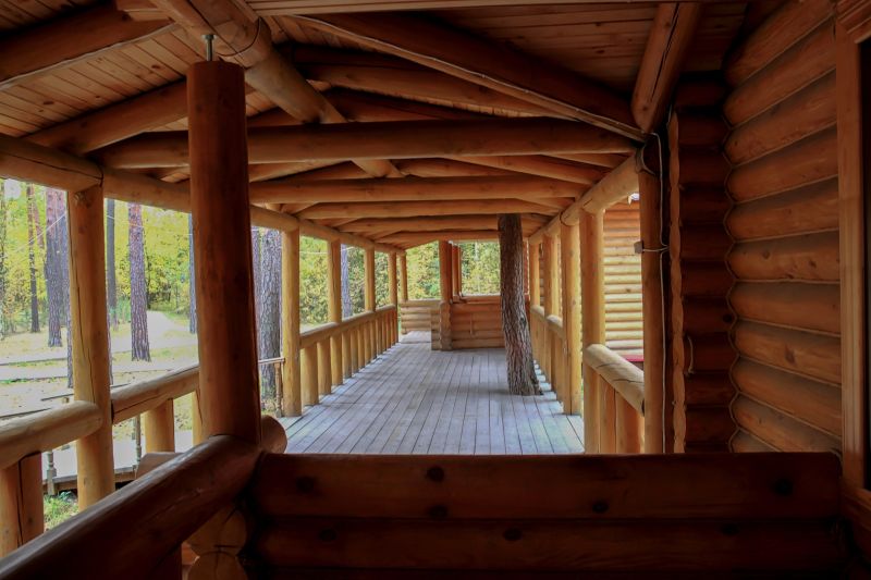 How Commercial Decks And Porches Enhance Outdoor Business Spaces